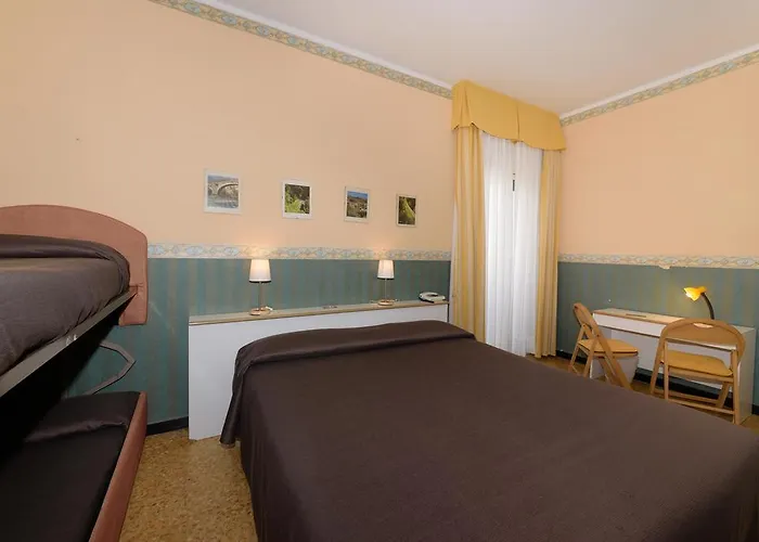 Morchio Mhotelsgroup 3* 디아노마리나