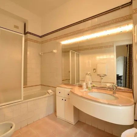 Hotel Morchio Mhotelsgroup 3*