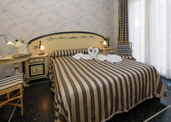 Szálloda Morchio Mhotelsgroup Diano Marina